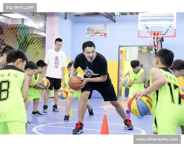 李鹏谈青少年运动员培养:从家庭教育到专业训练的全方位支持 李鹏谈青少年运动员培养:从家庭教育到专业训练的全方位支持